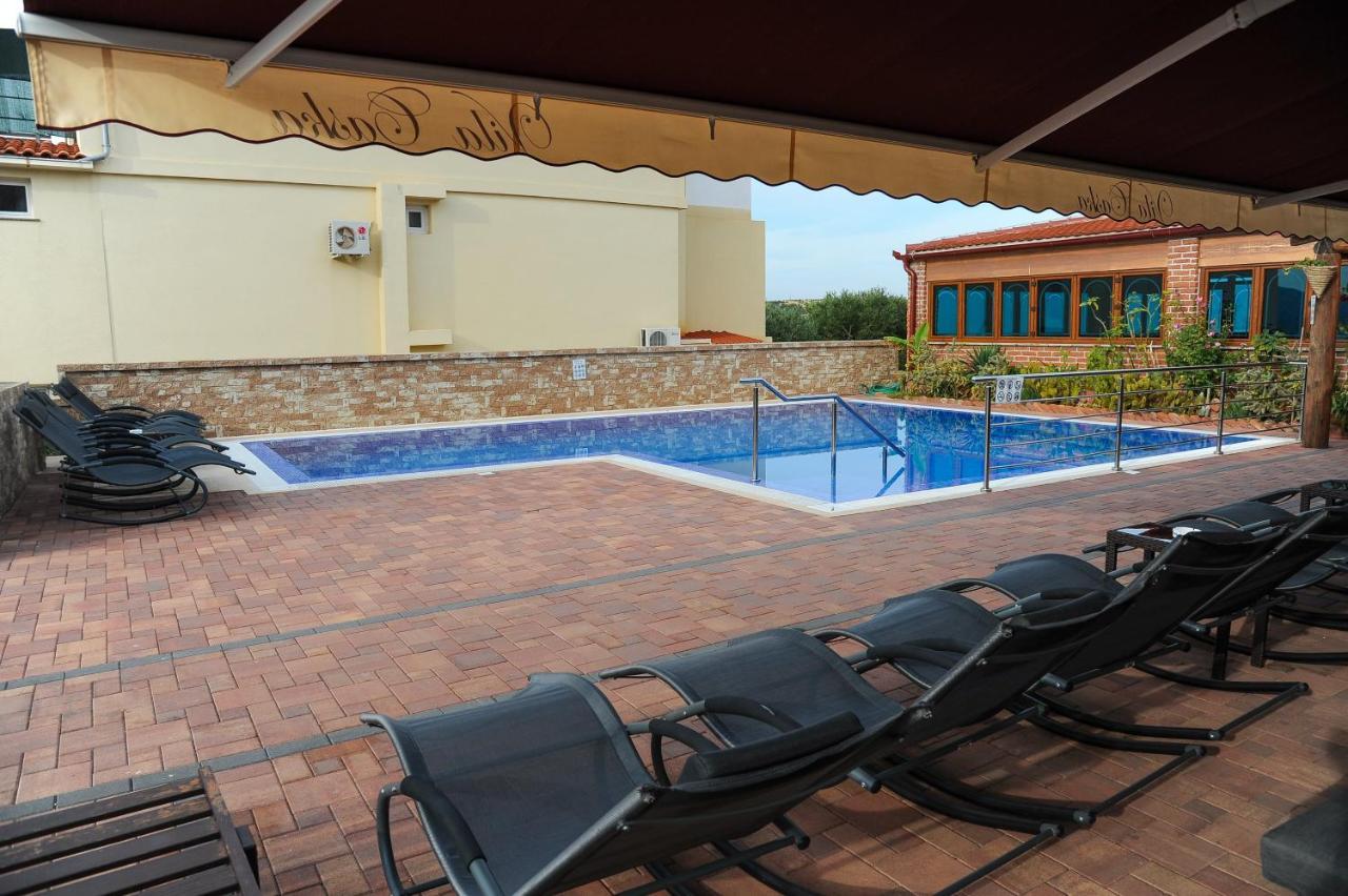 Apartmani Vila Caska Exterior photo